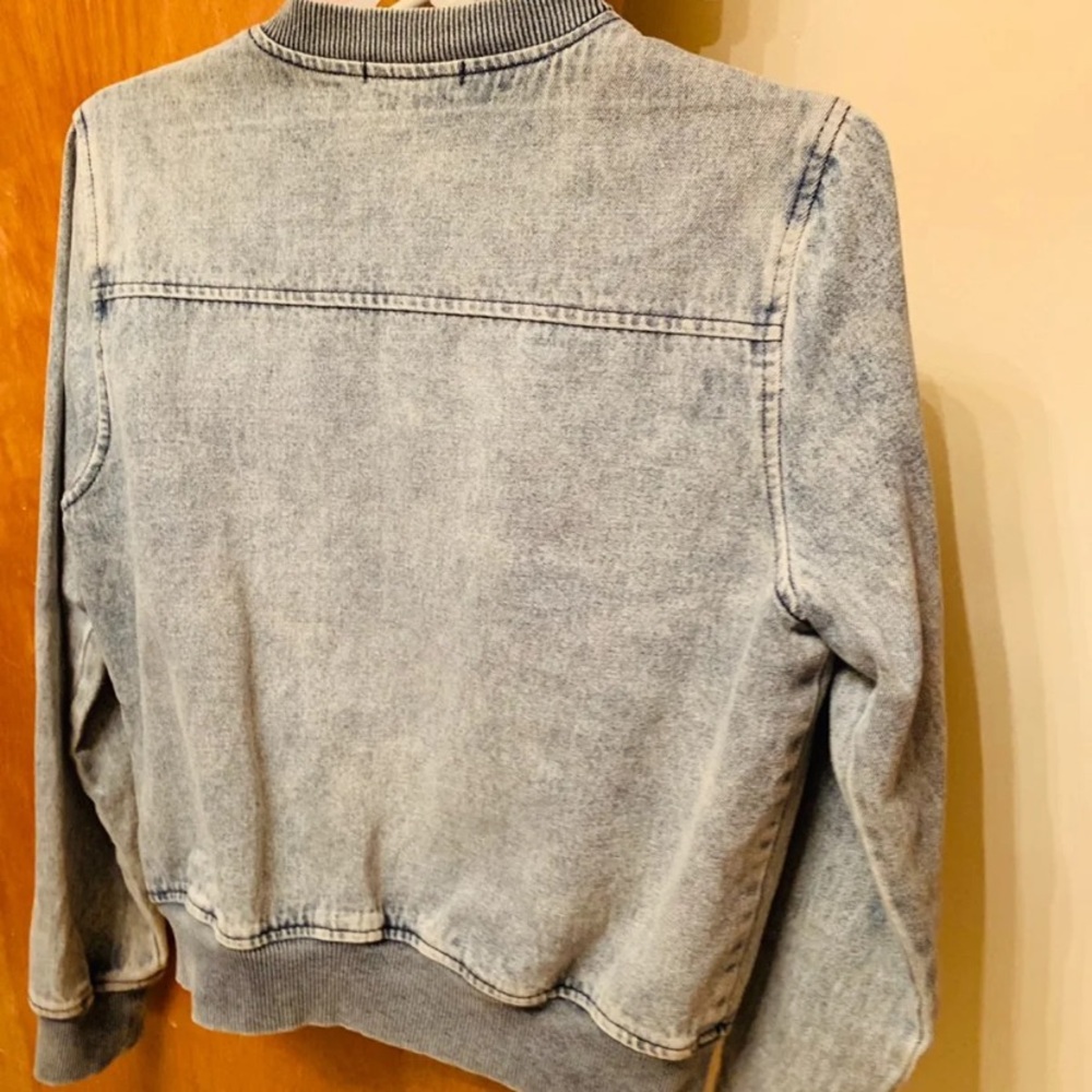Jean jacket - Picture 4 of 4